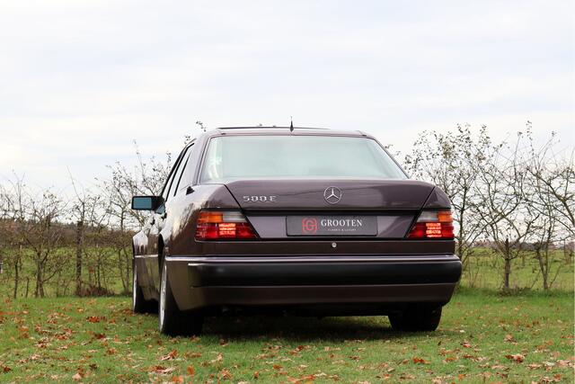 Mercedes-Benz 200 200-500 W124 500 E - W124 - Karo - Bornit Metallic