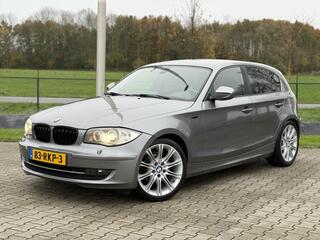 BMW 1-SERIE 116i EffDyn. Ed. Business Line Ultimate Edition M sport, navi, cruise, airco, stoelverwarming, nette staat !