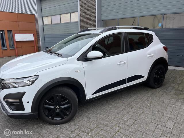 Dacia Sandero Stepway 1.0 TCe 100 Bi-Fuel Essential