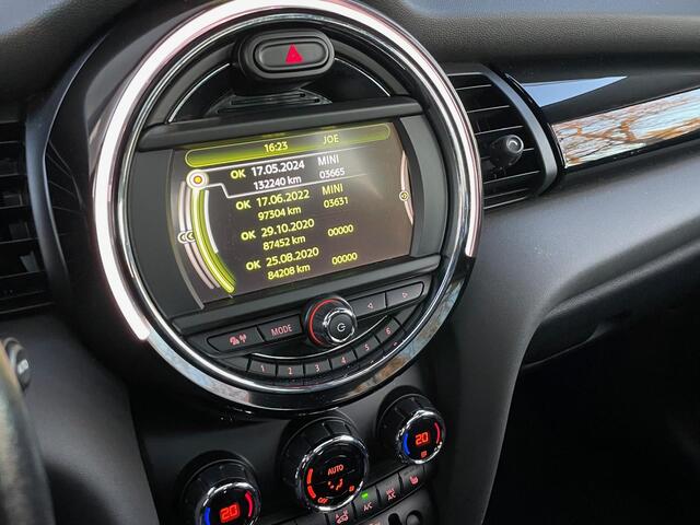 Mini Cooper Mini 1.5 Chili Serious Business PANO LED NAVI BLUETOOTH CLIMA CRUISE MF STUUR DEALER ONDERHOUDEN