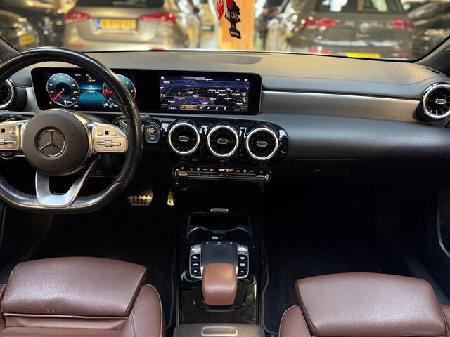 Mercedes-Benz A-Klasse 180 d Business Solution AMG Upgrade Pano Airco Cruise Control