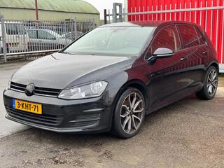 Volkswagen Golf VII