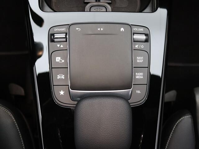 Mercedes-Benz A-Klasse 165pk Advantage Automaat AMG Line | Camera | Cruise | Climate | Navi | Parkeersens. v+a