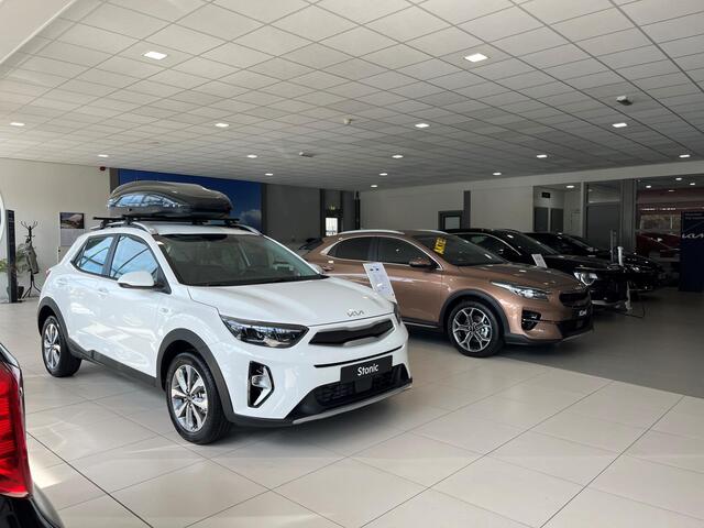 KIA Niro 1.6 GDi Hybrid DynamicLine Navigatie|Camera|Cruise control| Dealer onderhouden