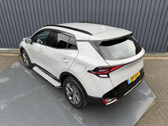 KIA Sportage 1.6 T-GDi Hybrid Dark Edition | LEER | Afnm. Trekhaak | Treeplanken | Rijklaar
