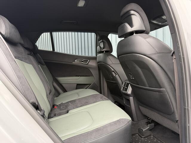 KIA Sportage 1.6 T-GDi Hybrid Dark Edition | LEER | Afnm. Trekhaak | Treeplanken | Rijklaar