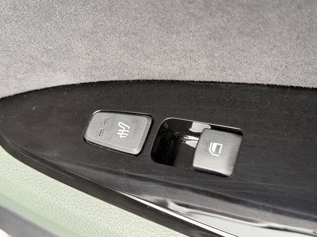 KIA Sportage 1.6 T-GDi Hybrid Dark Edition | LEER | Afnm. Trekhaak | Treeplanken | Rijklaar