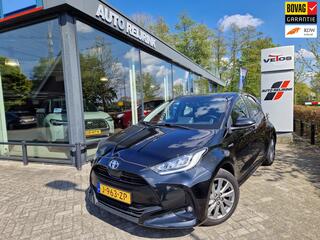 TOYOTA YARIS 1.5 Hybrid Dynamic/NAVI/CAMERA/KEYLESS/LMV/CRUISE/1E EIGENAAR