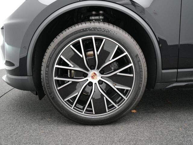Porsche Macan 4