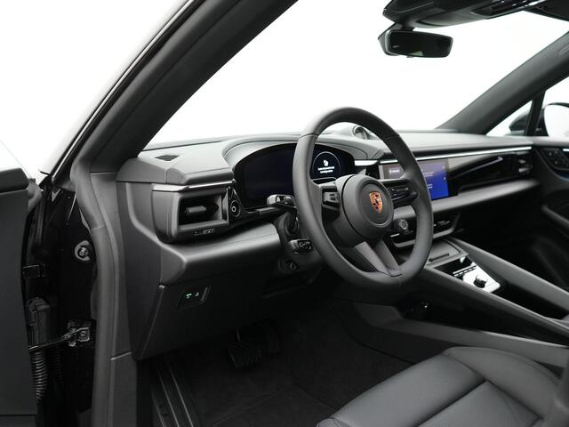 Porsche Macan 4
