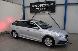 SKODA OCTAVIA Combi 1.0 e-TSI Ambition - N.A.P. Airco, Navi, Trekhaak, PDC