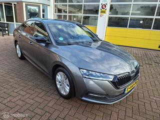 SKODA OCTAVIA 1.0 e-TSI Ambition