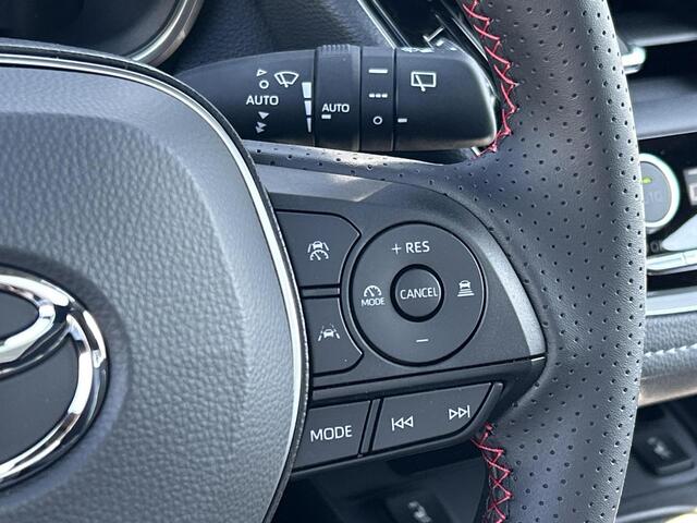 Toyota Corolla Hybrid 140 GR Sport NAVIGATIE/ PANORAMA DAK/ HEAD UP DISPLAY/ DODEHOEK DETECTIE