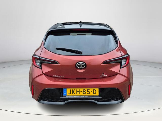Toyota Corolla Hybrid 140 GR Sport NAVIGATIE/ PANORAMA DAK/ HEAD UP DISPLAY/ DODEHOEK DETECTIE