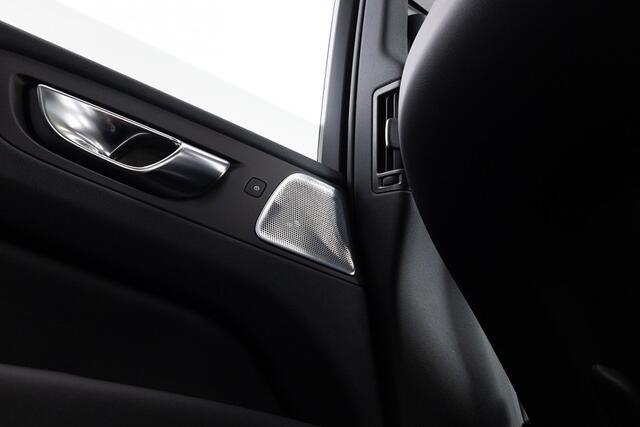 Volvo XC60 2.0 T8 Plug-in hybrid AWD Ultra Bright | BOWERS & WILKINS | LUCHTVERING ? 1e Eigenaar .