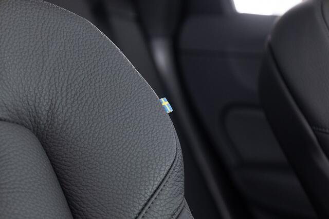 Volvo XC60 2.0 T8 Plug-in hybrid AWD Ultra Bright | BOWERS & WILKINS | LUCHTVERING ? 1e Eigenaar .