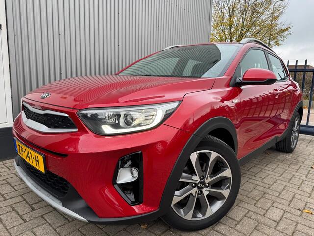KIA Stonic 1.0 T-GDi DynamicLine / NAVI / AIRCO / CAMERA / CRUISE / HOGE INSTAP/ PARKEERSENSOREN / LMV 17 / NEDERLANDSE AUTO
