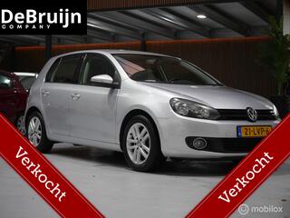 VOLKSWAGEN GOLF 1.2 TSI Tour II BlueMotion