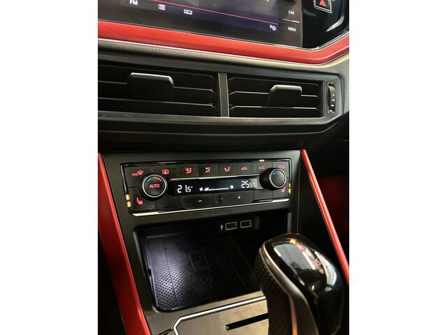 Volkswagen Polo 2.0 TSI GTI | Panoramadak | Digital dashboard | Adaptief onderstel | Achteruitrijcamera | Stoelverwarming | Climate control | Elek. inklapbare sp