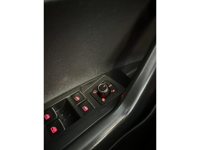 Volkswagen Polo 2.0 TSI GTI | Panoramadak | Digital dashboard | Adaptief onderstel | Achteruitrijcamera | Stoelverwarming | Climate control | Elek. inklapbare sp
