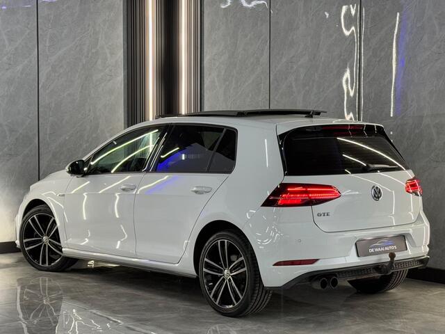 Volkswagen Golf 1.4 TSI PHEV GTE Pano | Stoelverwarming | Keyless Entry/Start | Sfeer | Carplay | elek. Trekhaak | NAP |Boekjes