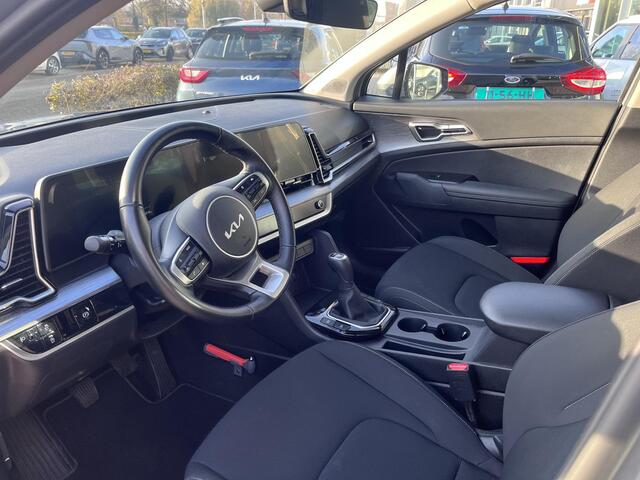 KIA Sportage 1.6 T-GDi MHEV ComfortLine | Trekhaak | Achteruitrijcamera | Climate Control | 1e Eigenaar | LMV