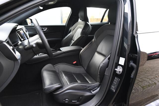 Volvo V60 2.0 T8 Plug-in hybrid AWD Plus Dark MY2022 - Long Range - 455PK T8