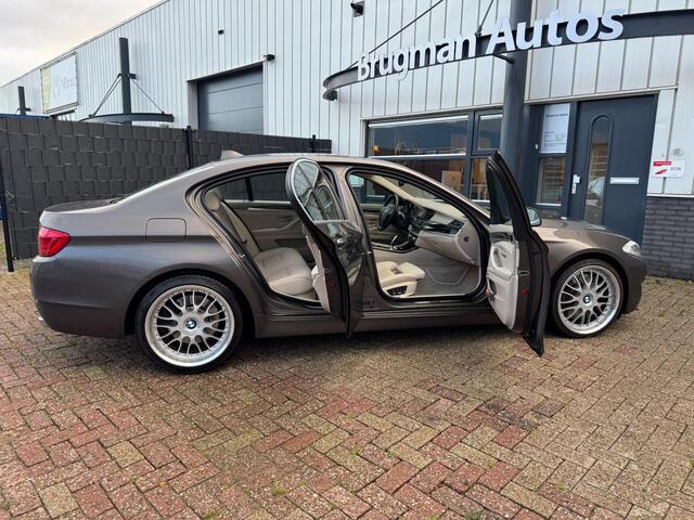 BMW 5-Serie 550xi High Executive