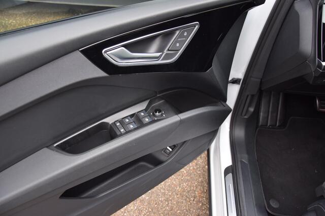 Audi Q4 e-tron 40 Launch edition S Competition  