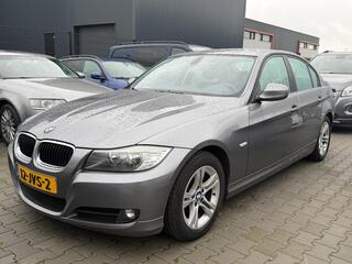 BMW 3-SERIE 318i Executive Facelift | KETTING MOET VERVANGEN WORDEN !