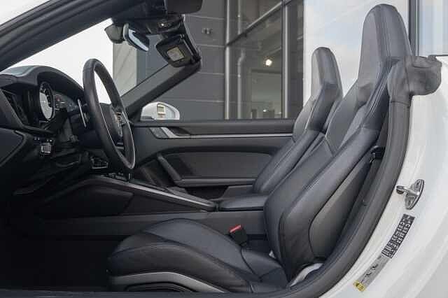 Porsche 992 Carrera 2 Cabrio BOSE InnoDrive SportDesign ACC