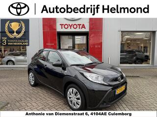 Toyota Aygo X 1.0 VVT-i MT Play Achteruitrij camera | Navigatie Apple CarPlay/Android Auto | Dealer onderhouden | Lage KM stand |