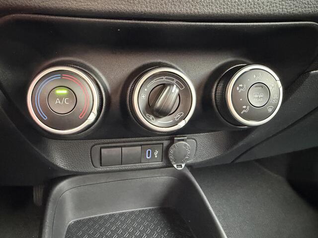 Toyota Aygo X 1.0 VVT-i MT Play Achteruitrij camera | Navigatie Apple CarPlay/Android Auto | Dealer onderhouden | Lage KM stand |