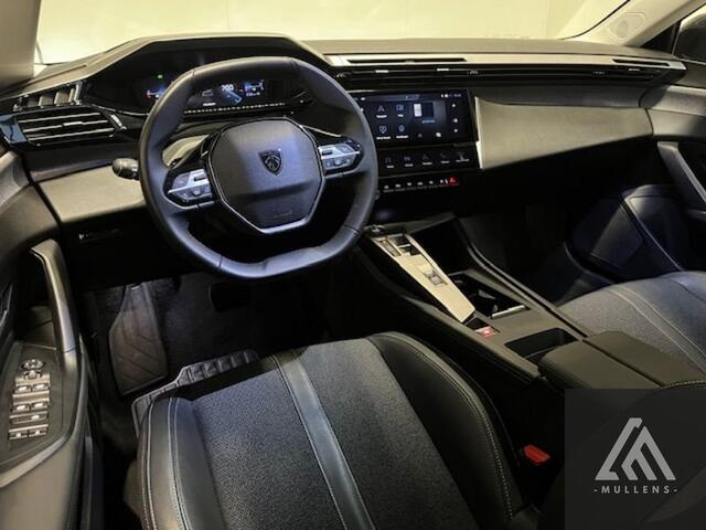 Peugeot 308 Allure EAT8 + Navi + Camera + Half leder