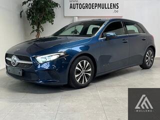 MERCEDES-BENZ CLA-KLASSE A180d Business Solution 8 traps automaat