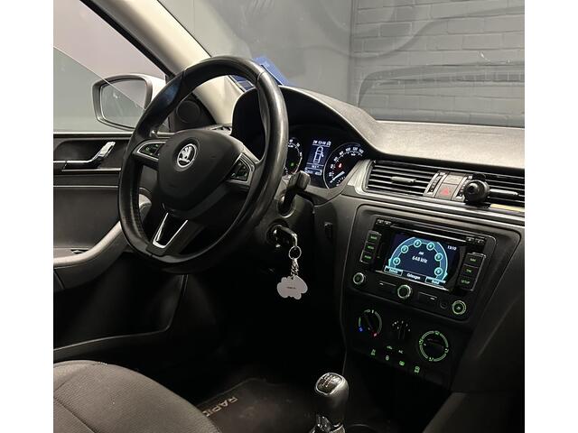 Skoda Rapid 1.2 TSI Greentech NAVI MULTI-STUUR APK 11-2026 NW BANDEN RIJKLAAR.