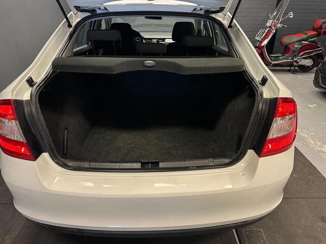 Skoda Rapid 1.2 TSI Greentech NAVI MULTI-STUUR APK 11-2026 NW BANDEN RIJKLAAR.