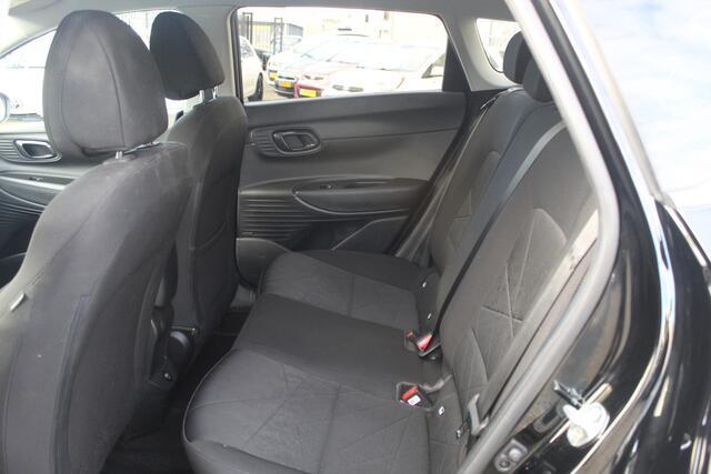 Hyundai Bayon 1.0 T-GDI Premium Bose audio/Navigatie/Achteruitrijcamera/Stoelverwarming/Stuurverwarming/Keyless/Adaptive cruise control/Lane assist/Virtueel c