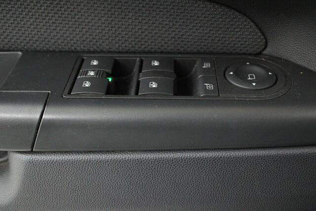 Opel Zafira 1.8 Enjoy | trekhaak | navi | climate control | cruise control | radio cd | boordcomputer