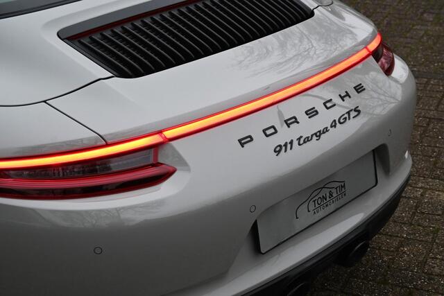 Porsche 911 3.0 Targa 4 GTS PDK Krijt SportChrono BOSE A.CAM '19