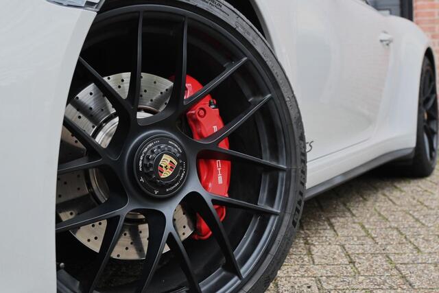 Porsche 911 3.0 Targa 4 GTS PDK Krijt SportChrono BOSE A.CAM '19