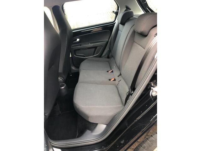 Volkswagen UP 1.0 BMT move up