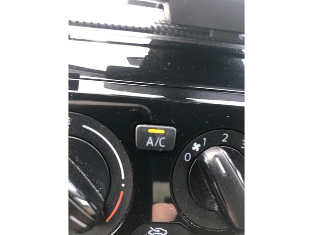 Volkswagen UP 1.0 BMT move up