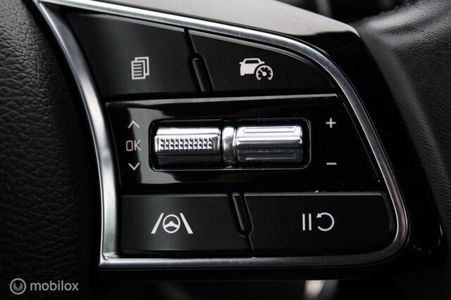 KIA CEE D Ceed Sportswagon 1.5 T-GDi 160 PK 4 cilinder DynamicLine, 1400KG Trekgewicht, Clima, Cruise, Navi, App connect, Pdc + Camera, Lmv, All season ba
