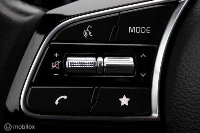 KIA CEE D Ceed Sportswagon 1.5 T-GDi 160 PK 4 cilinder DynamicLine, 1400KG Trekgewicht, Clima, Cruise, Navi, App connect, Pdc + Camera, Lmv, All season ba