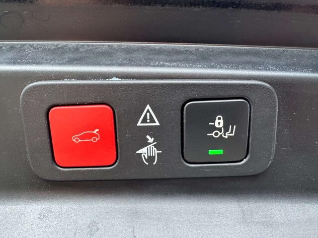 Peugeot 5008 BlueHDi 130 EAT8 Allure  1 JAAR GARANTIE  