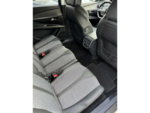 Peugeot 5008 BlueHDi 130 EAT8 Allure  1 JAAR GARANTIE  