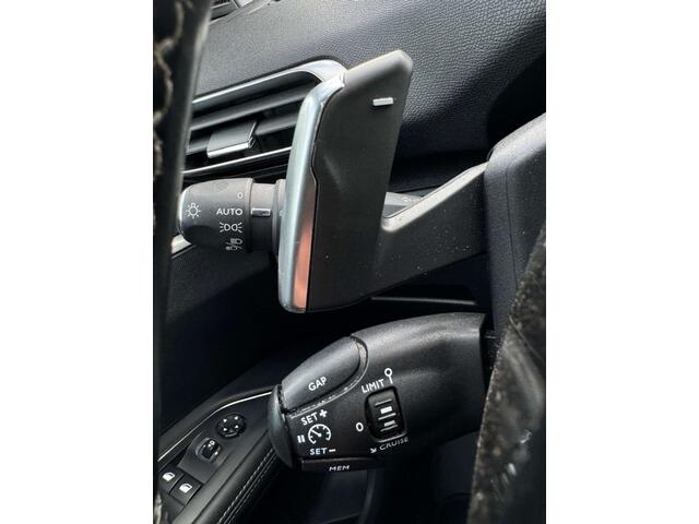 Peugeot 5008 BlueHDi 130 EAT8 Allure  1 JAAR GARANTIE  