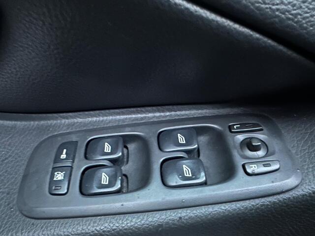 Volvo XC90 2.9 T6 Aut. Clima Cruise Leer Dak LM-Wielen Trekhaak APK.
