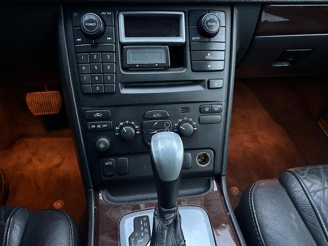 Volvo XC90 2.9 T6 Aut. Clima Cruise Leer Dak LM-Wielen Trekhaak APK.